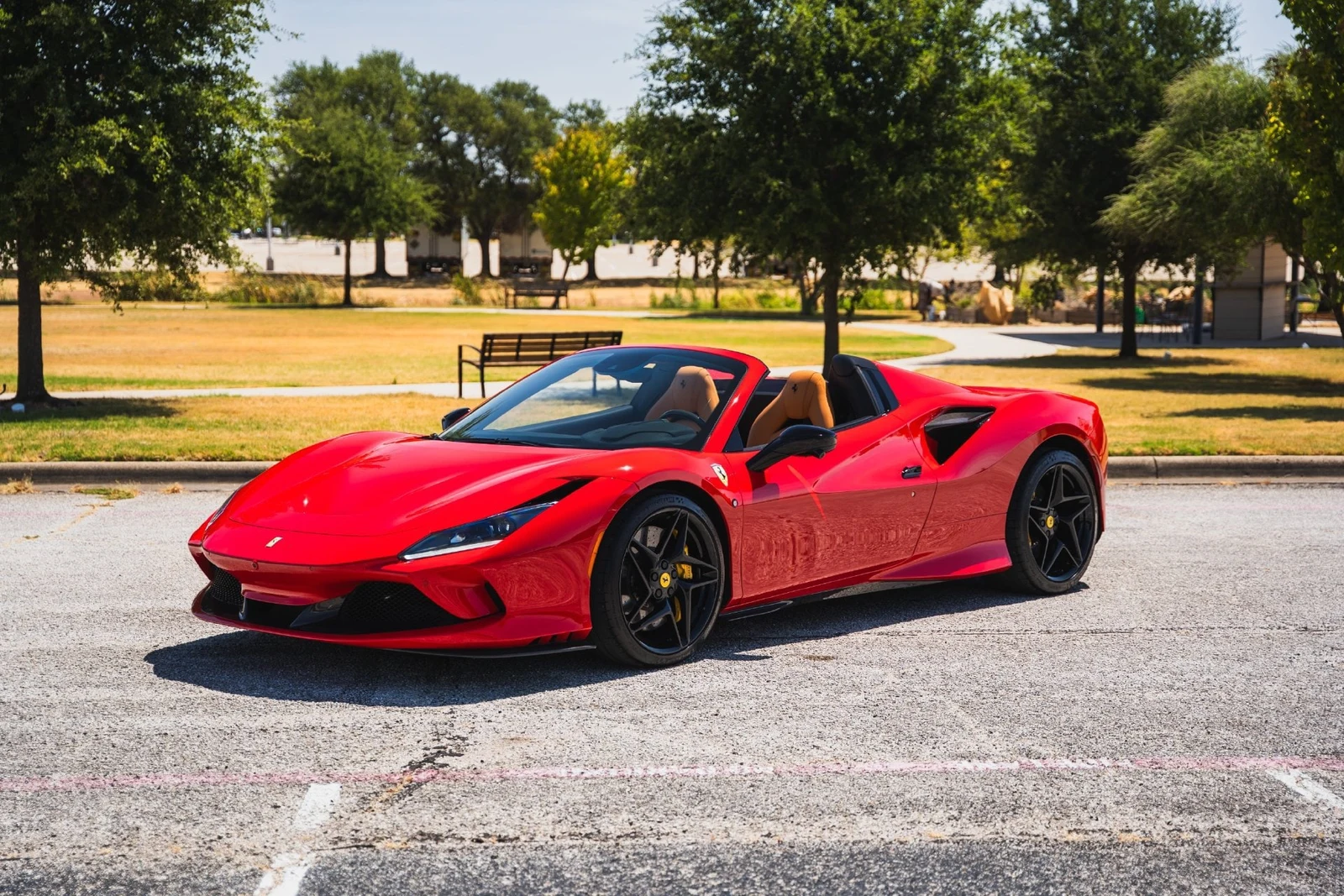 2021 Ferrari F8 Spider, 2/27