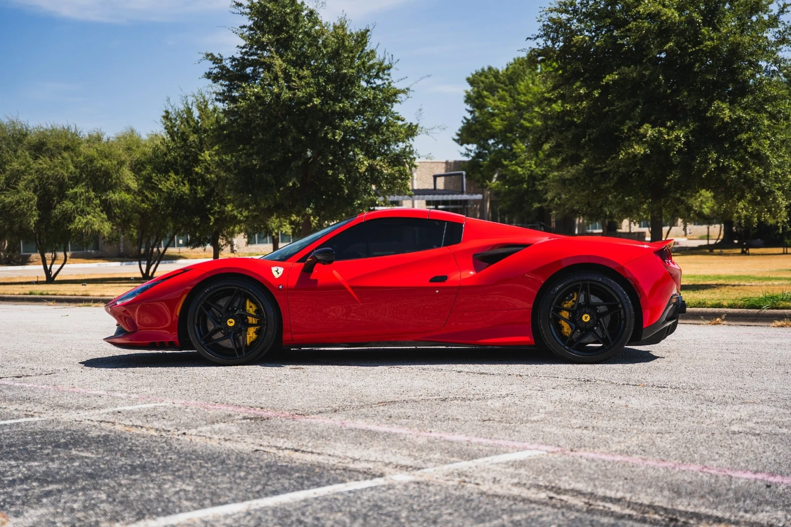 2021 Ferrari F8 Spider, 11/27