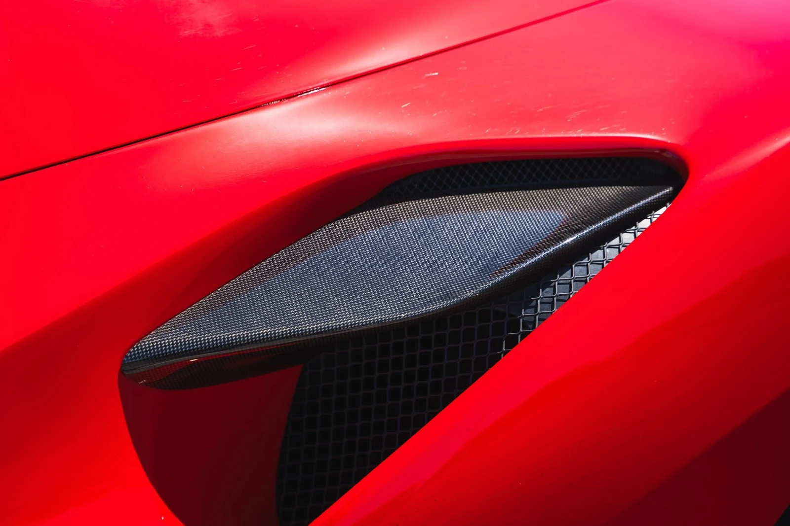 2021 Ferrari F8 Spider, 17/27