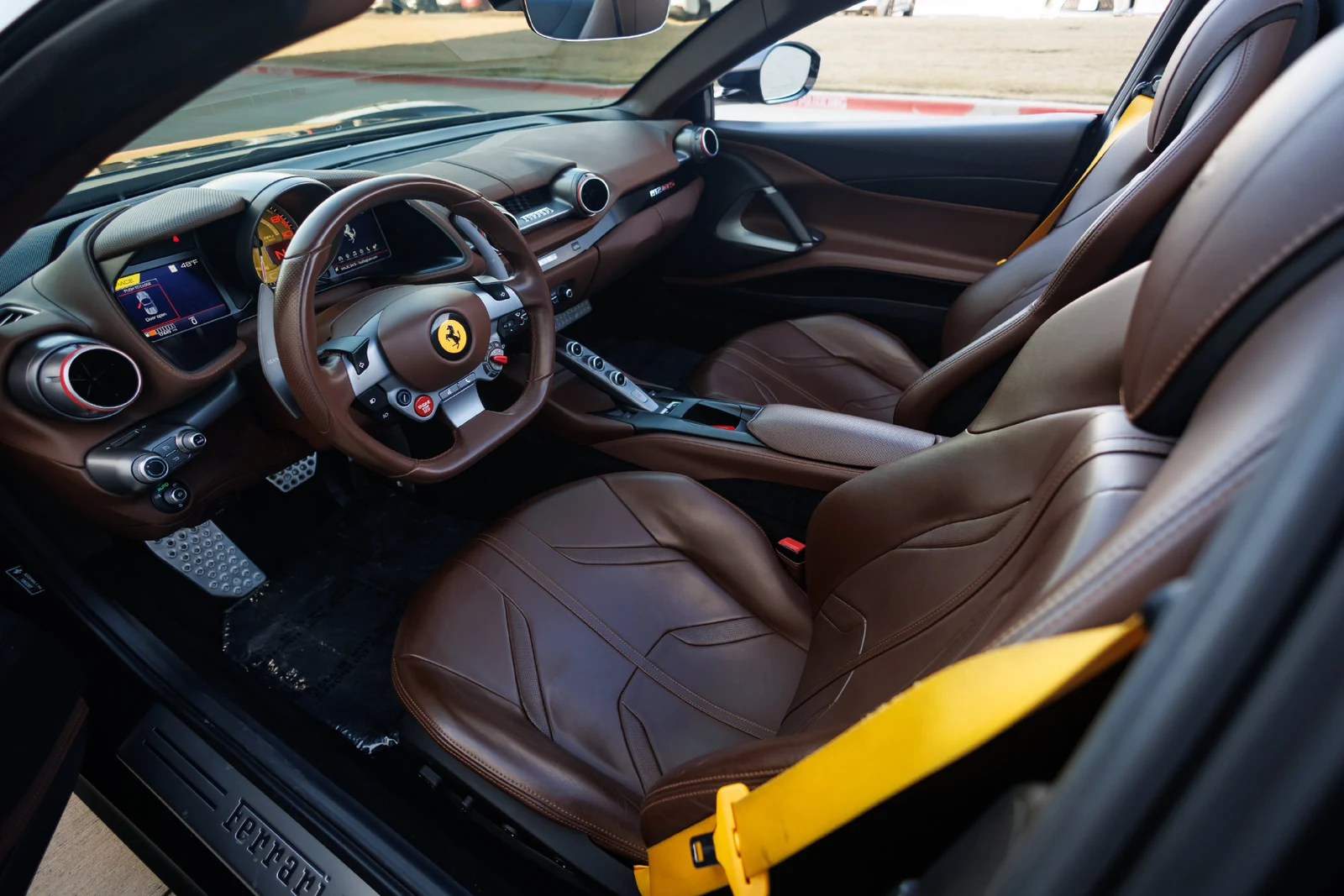 2021 Ferrari 812 GTS, 2/29