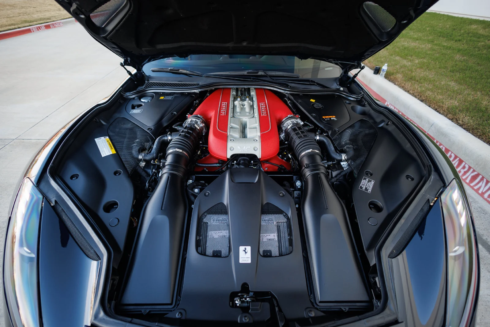 2021 Ferrari 812 GTS, 3/29