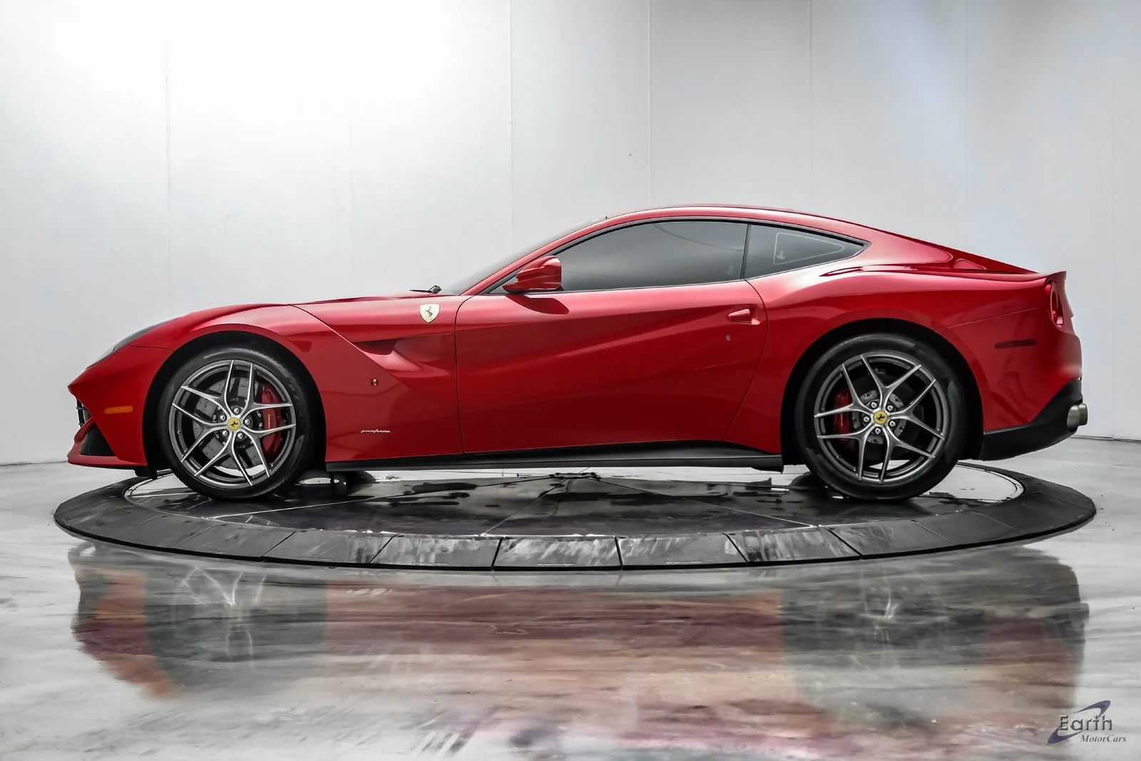 2015 Ferrari F12berlinetta, 5/27