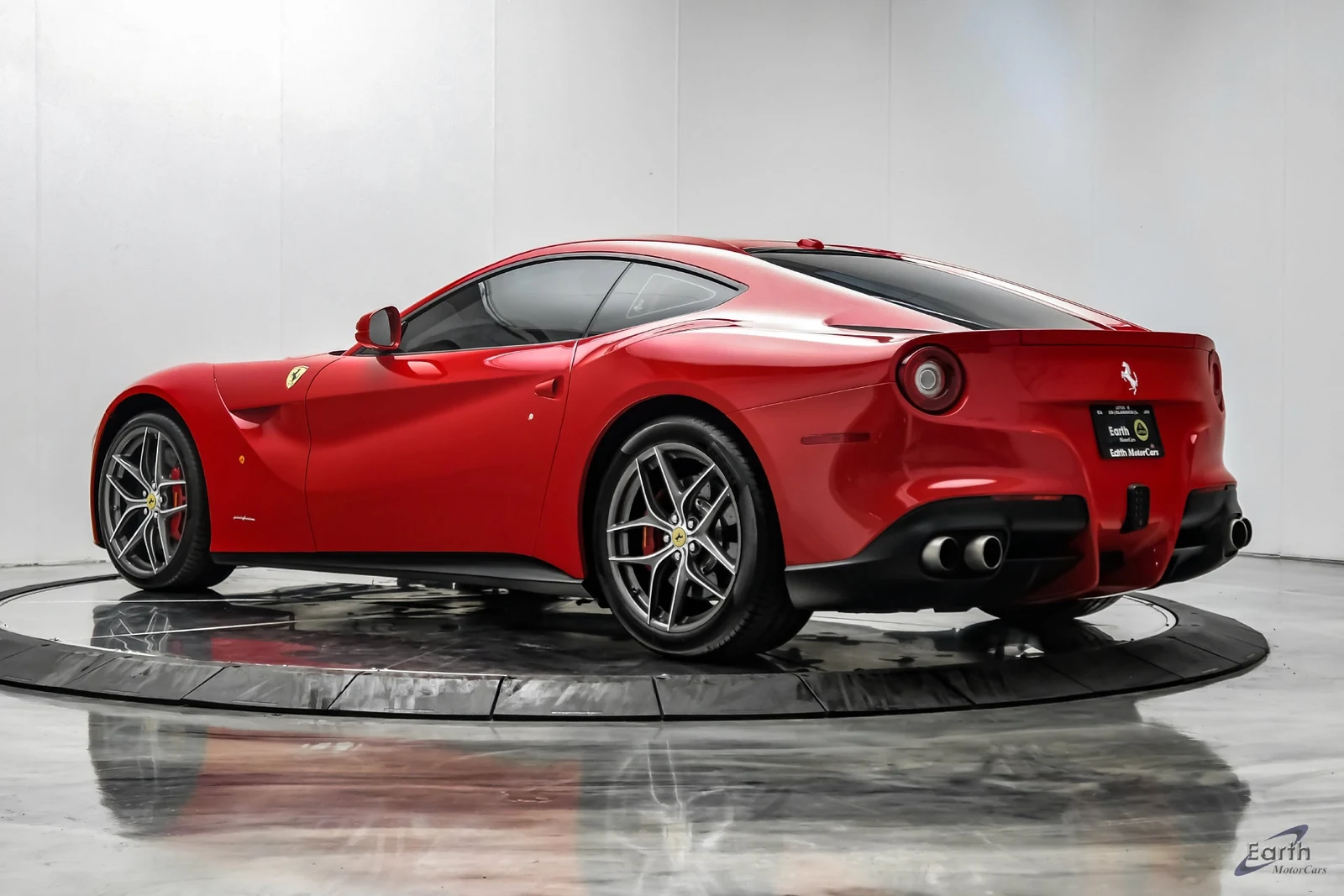2015 Ferrari F12berlinetta, 9/27