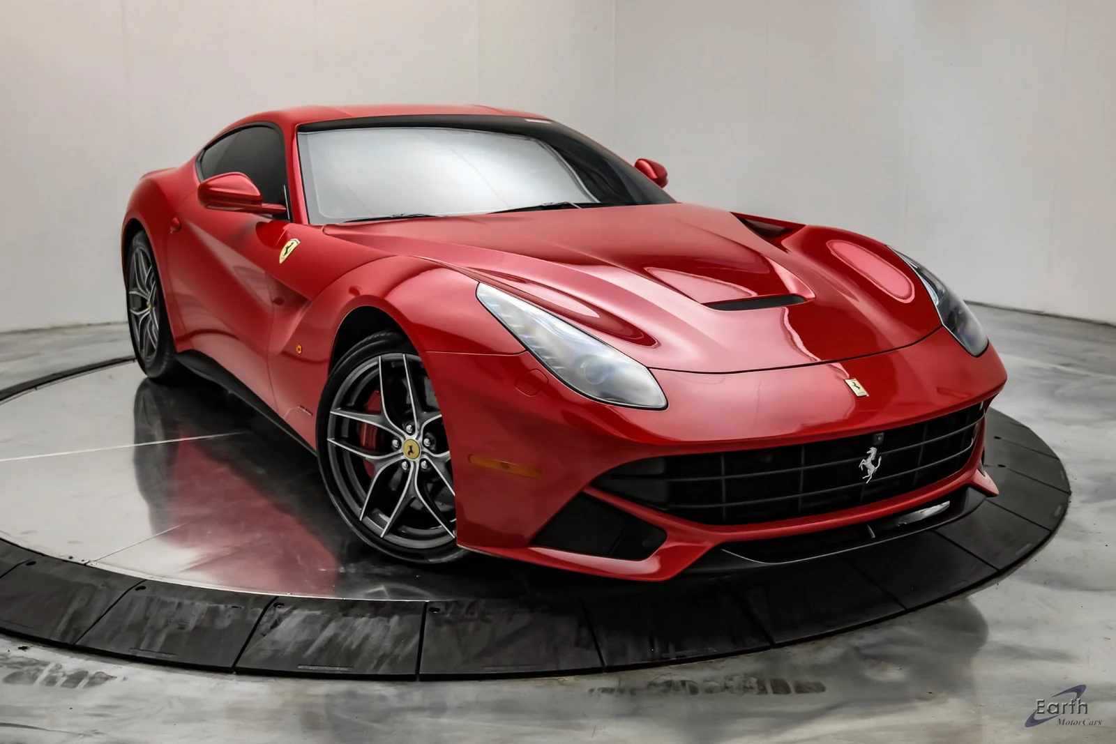 2015 Ferrari F12berlinetta, 26/27