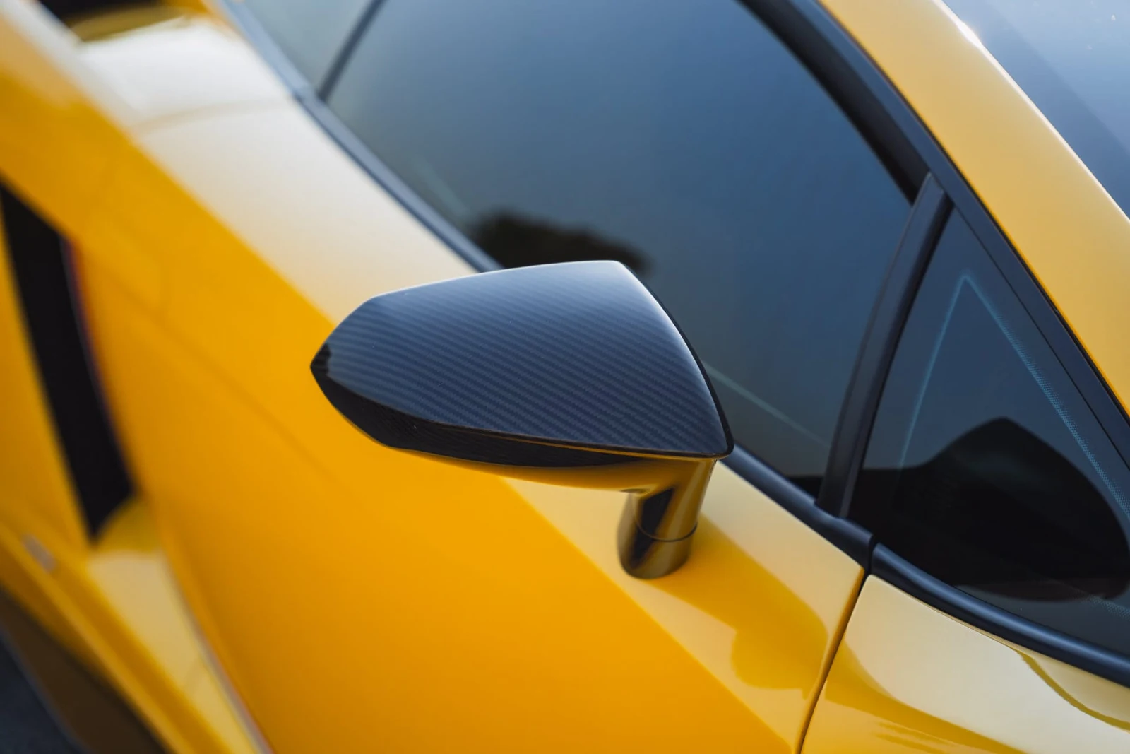 2014 Lamborghini Gallardo LP 570-4 Squadra Corse, 24/28