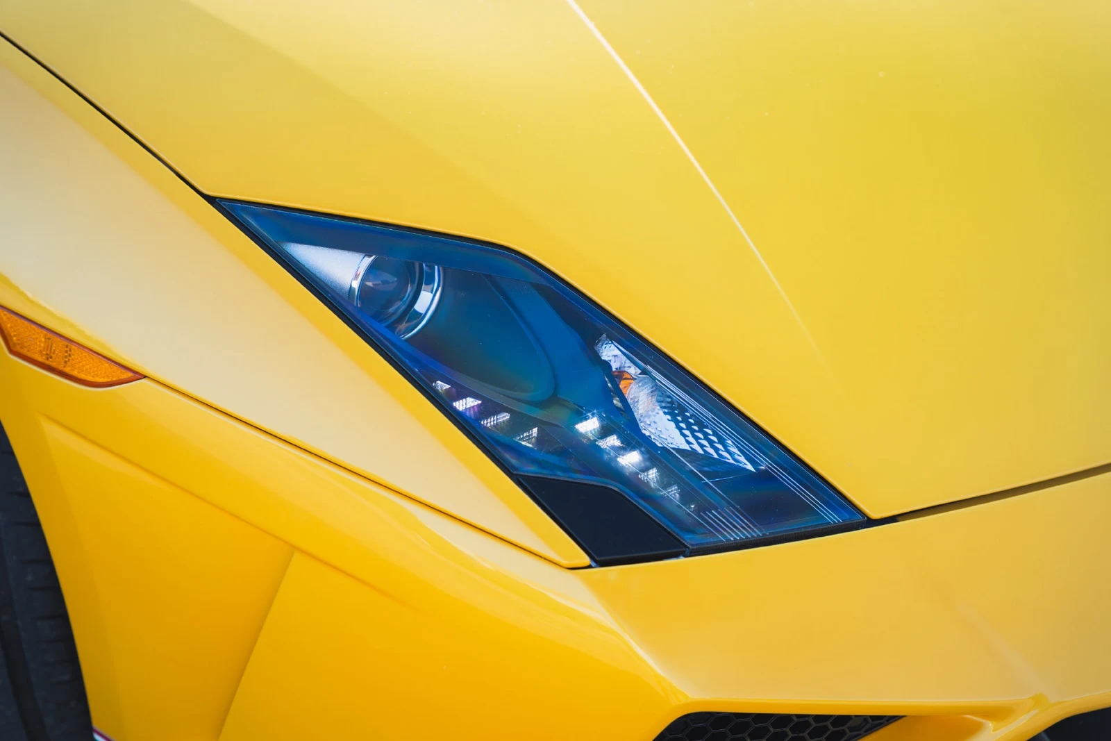 2014 Lamborghini Gallardo LP 570-4 Squadra Corse, 25/28