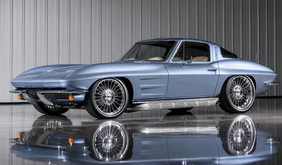 1963 Chevrolet Corvette C2, 2/5