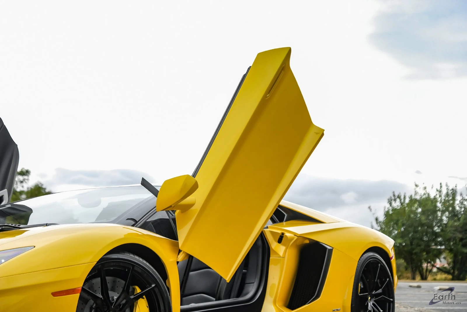 2014 Lamborghini Aventador LP700-4 Roadster, 6/28