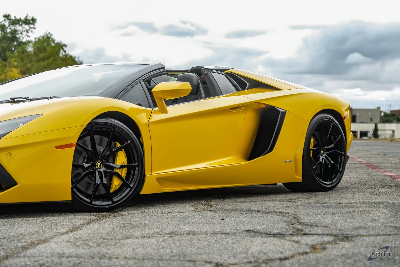 2014 Lamborghini Aventador LP700-4 Roadster, 9/28