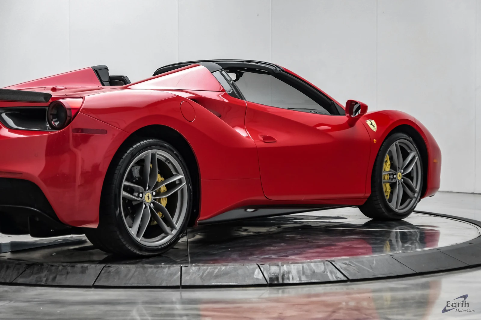 2018 Ferrari 488 Spider, 23/27