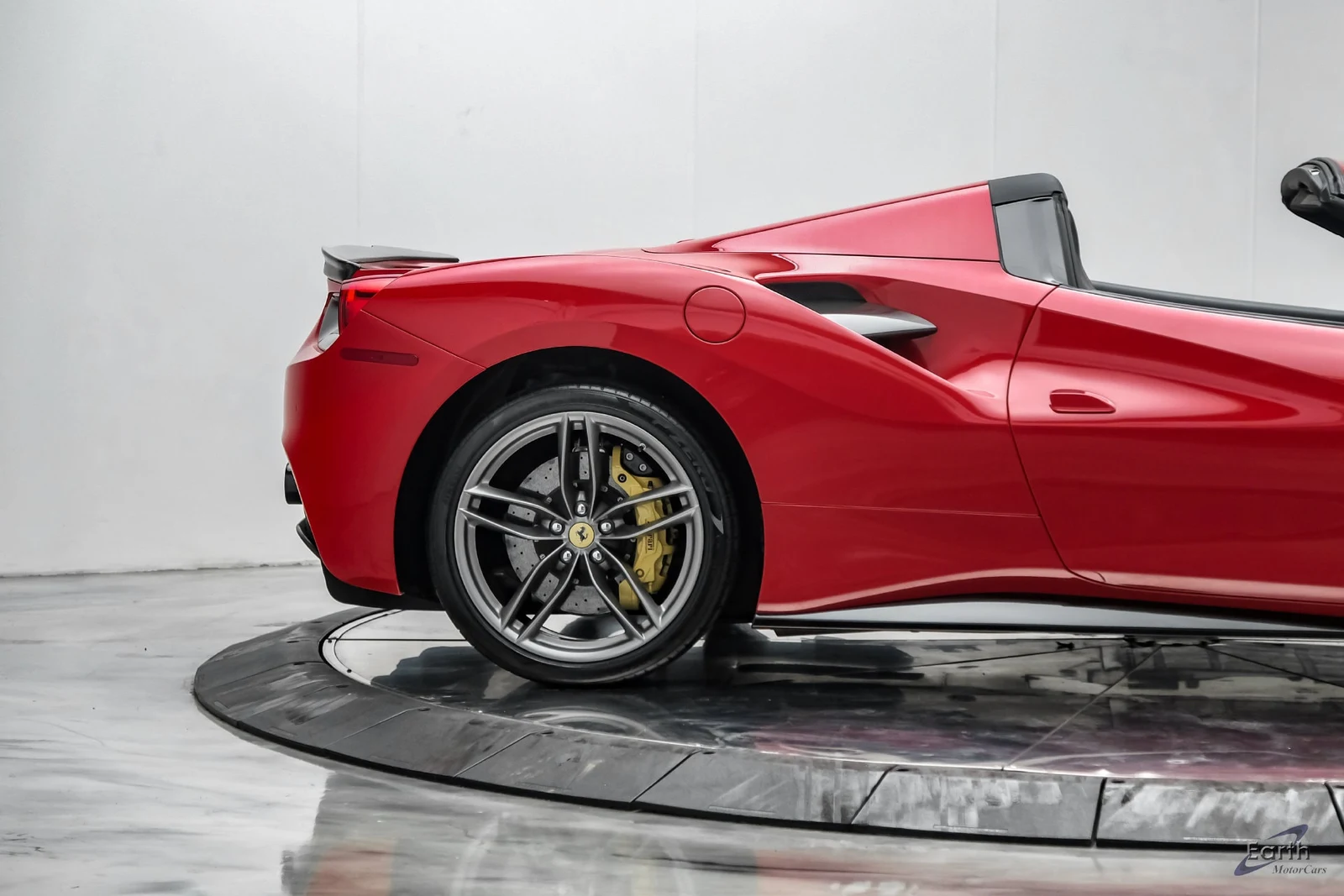 2018 Ferrari 488 Spider, 26/27
