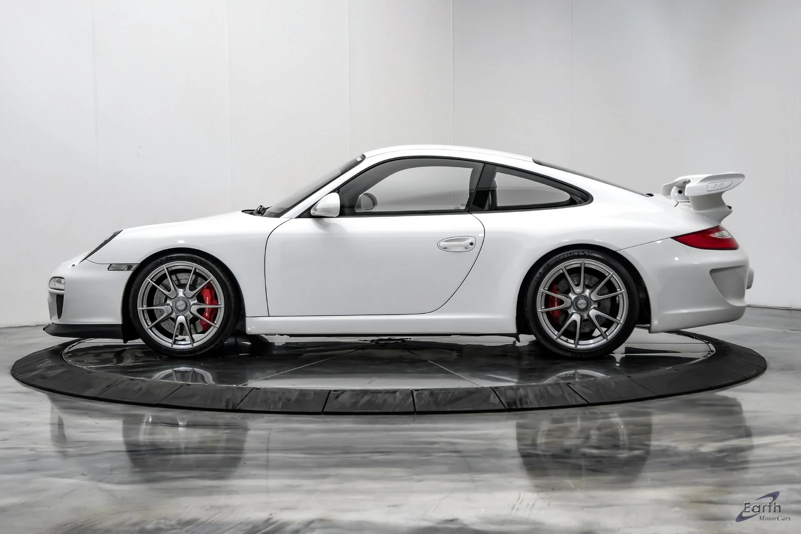 2010 Porsche 911 (997.2) GT3, 5/27