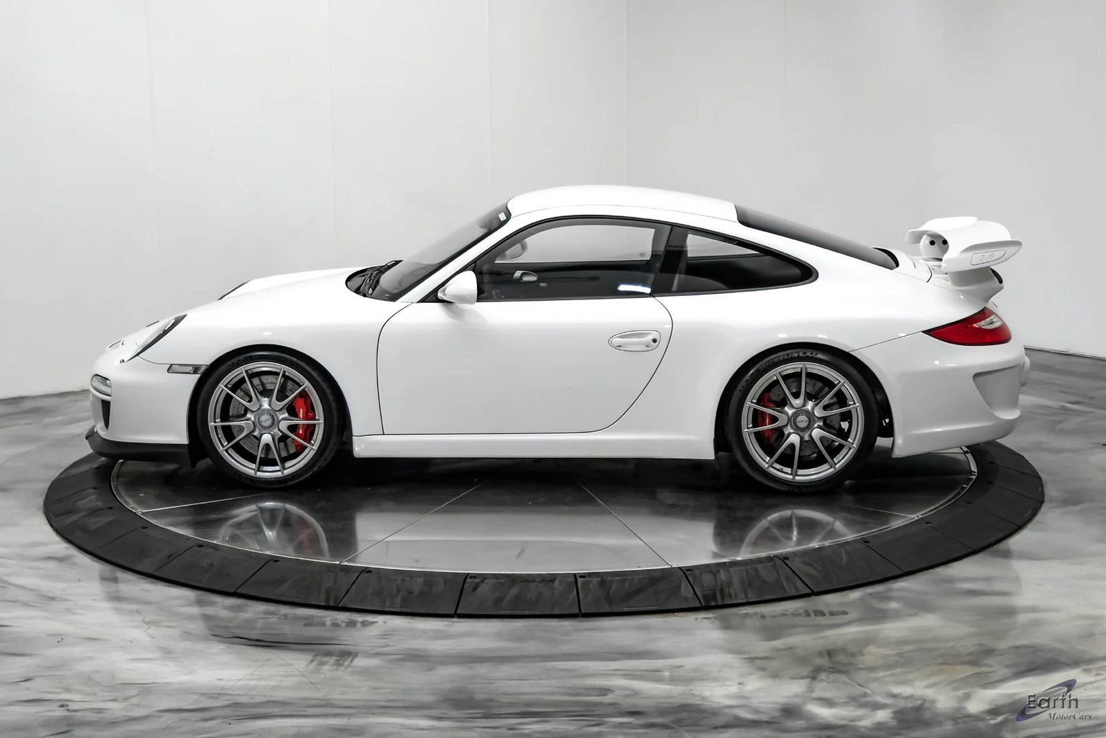2010 Porsche 911 (997.2) GT3, 6/27