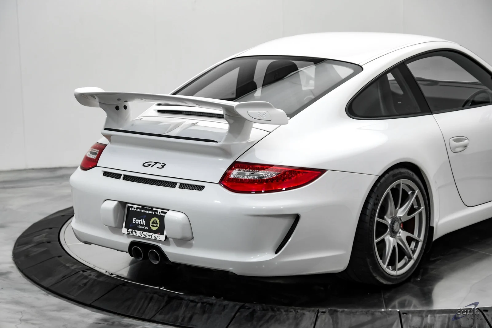 2010 Porsche 911 (997.2) GT3, 20/27