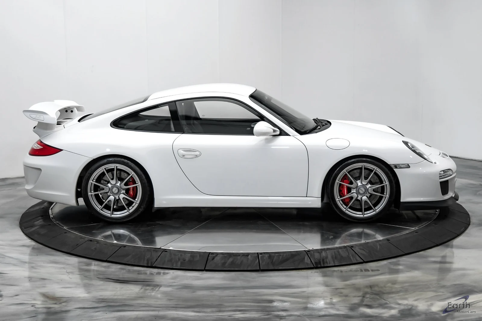 2010 Porsche 911 (997.2) GT3, 23/27