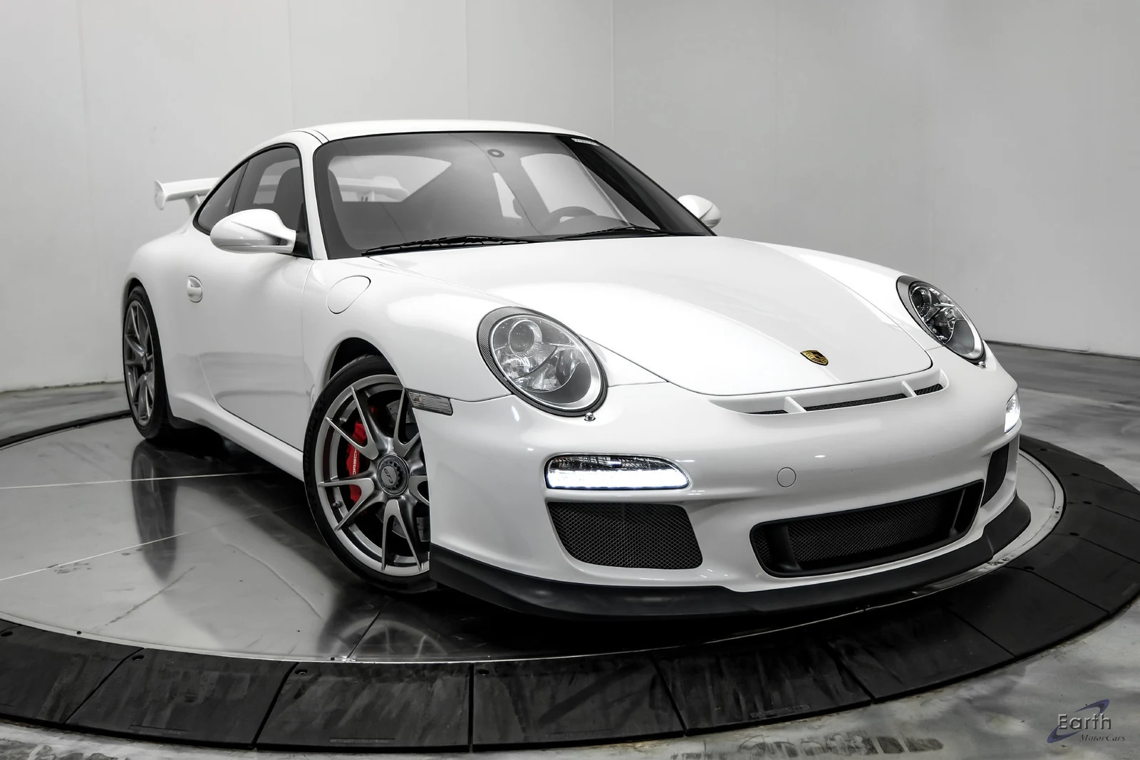 2010 Porsche 911 (997.2) GT3, 26/27