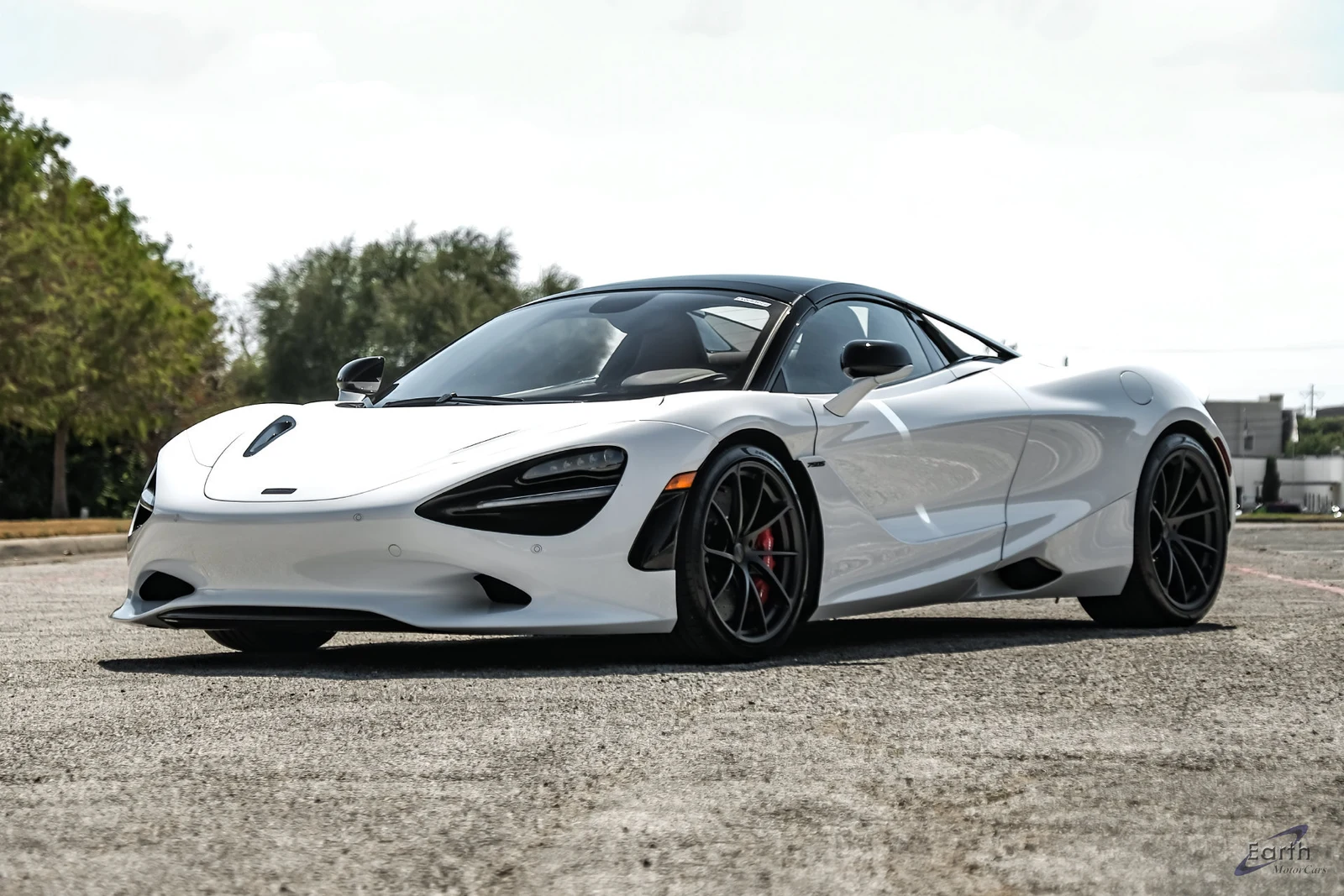 2025 McLaren 750S Spider, 3/28