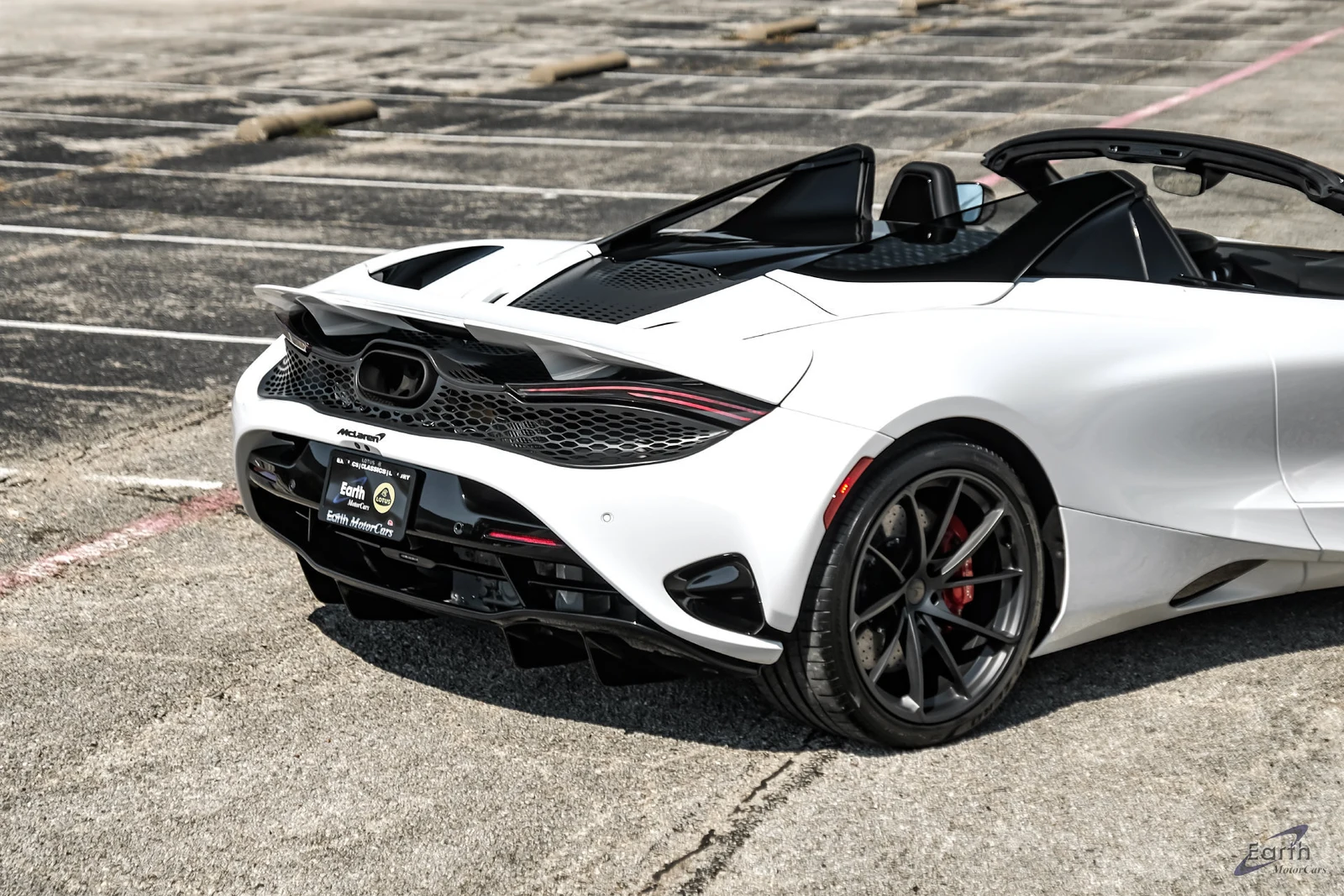 2025 McLaren 750S Spider, 27/28