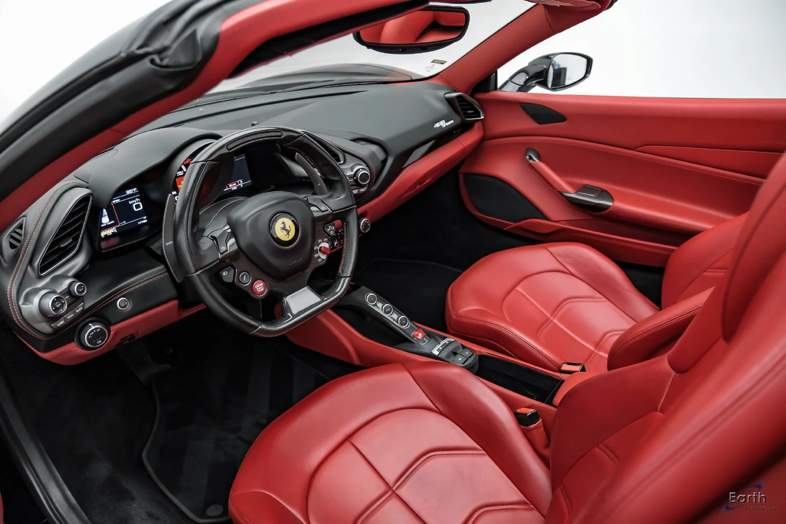 2018 Ferrari 488 Spider, 2/28