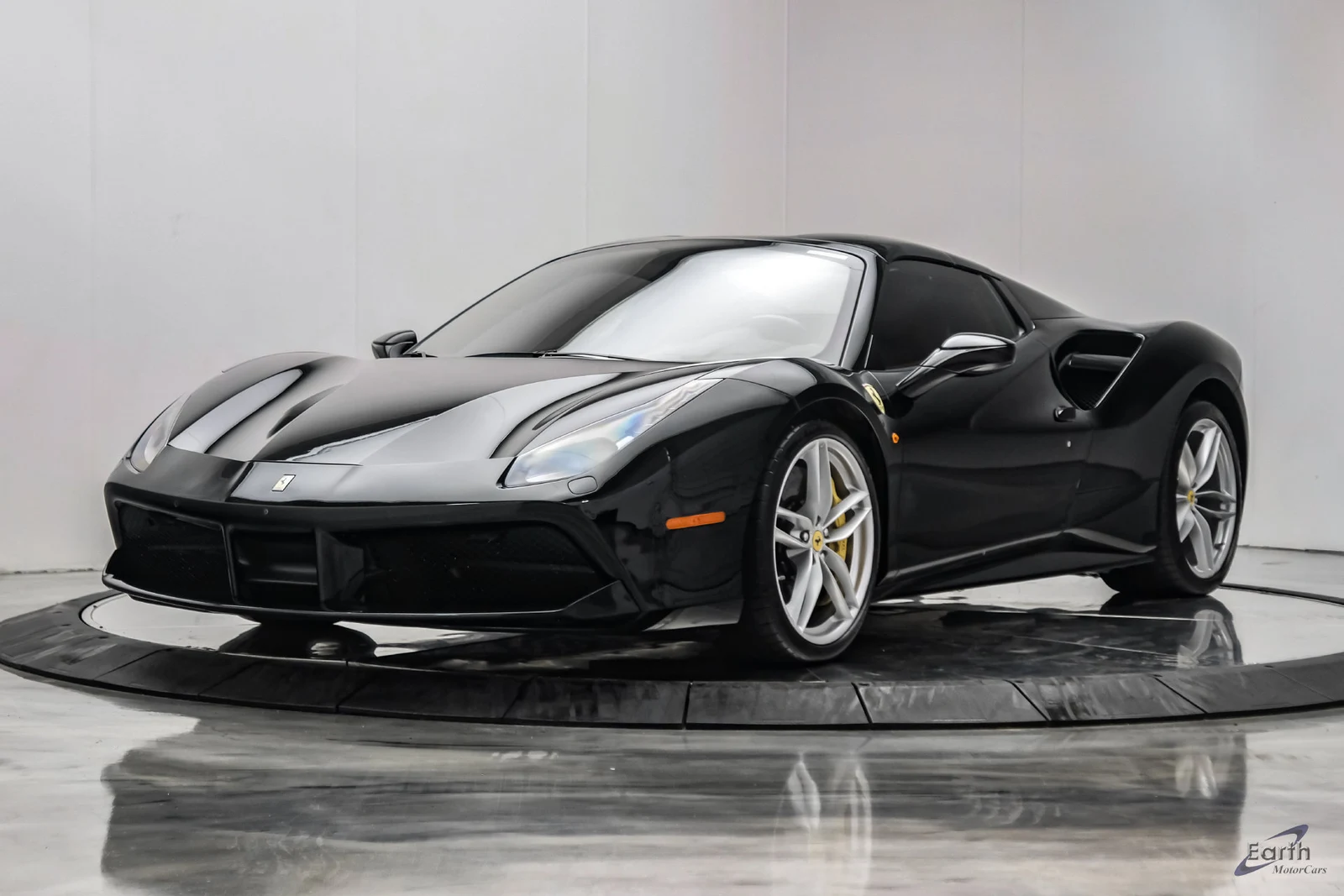 2018 Ferrari 488 Spider, 4/28