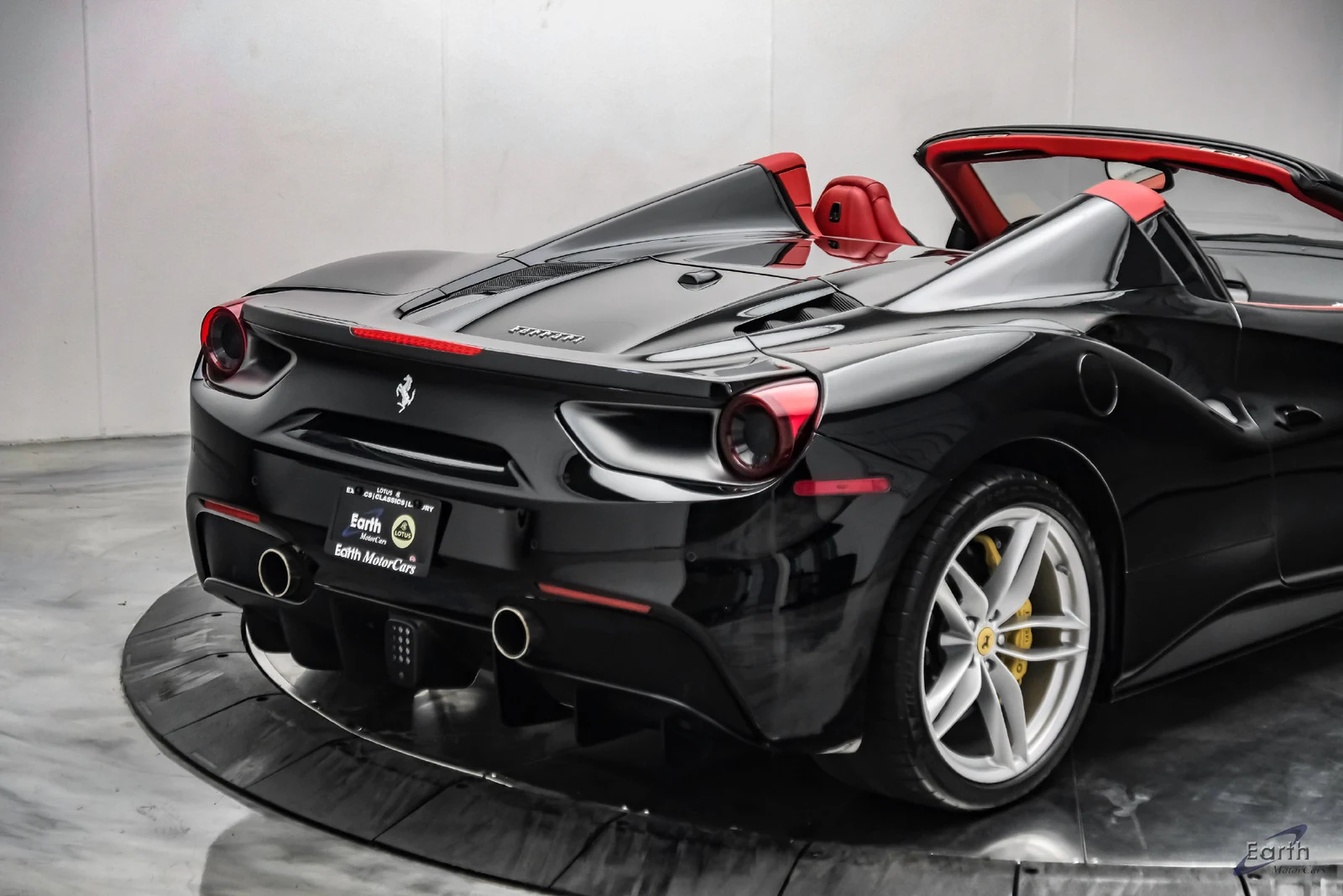 2018 Ferrari 488 Spider, 23/28