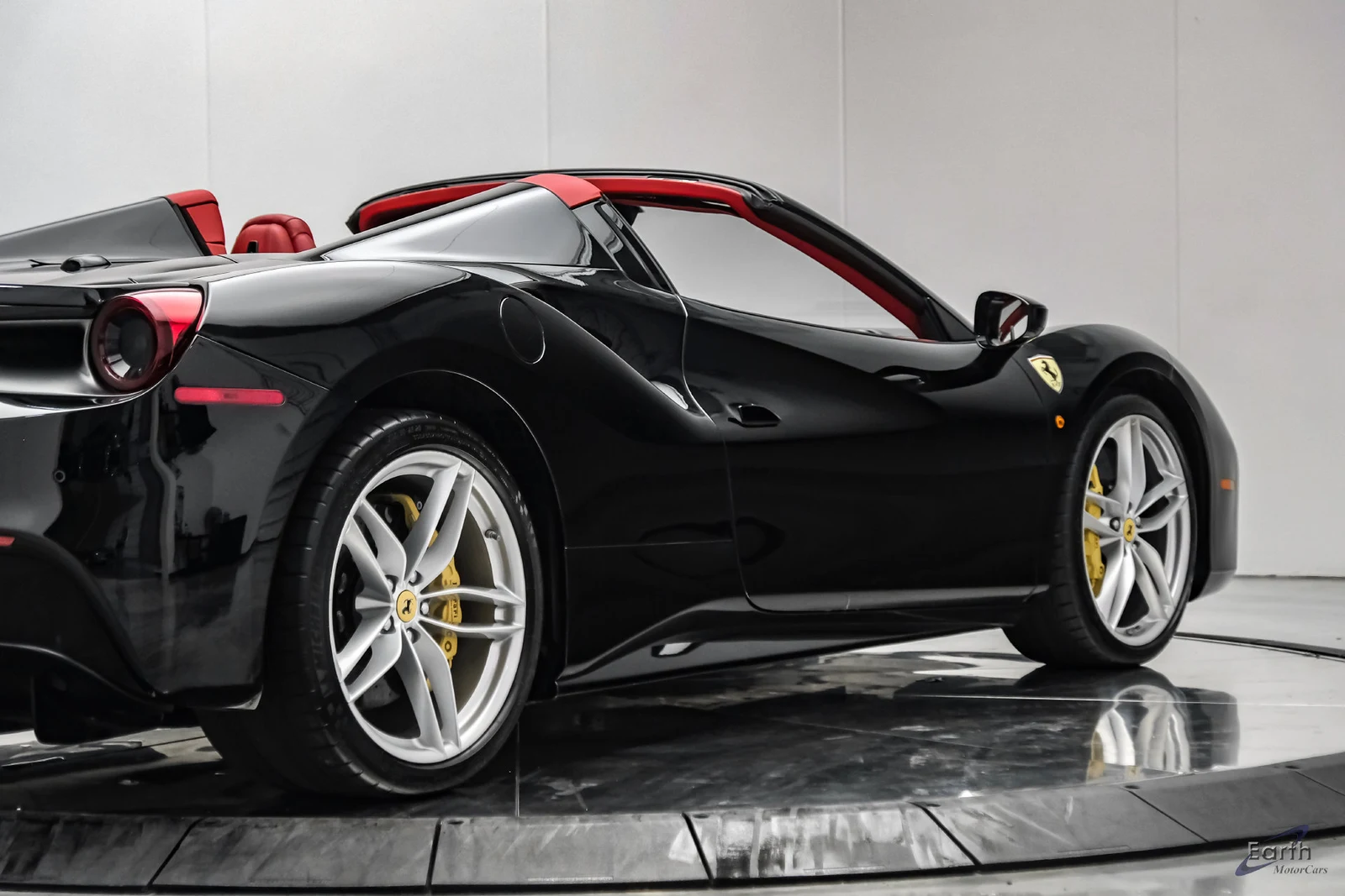 2018 Ferrari 488 Spider, 24/28