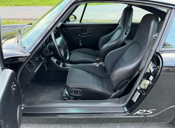 1993 Porsche 911 RS America (964), 3/9