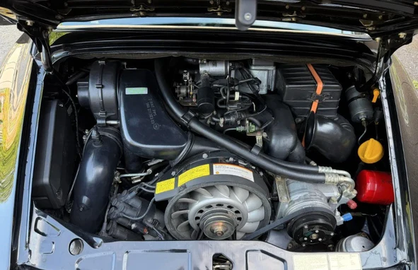 1993 Porsche 911 RS America (964), 8/9