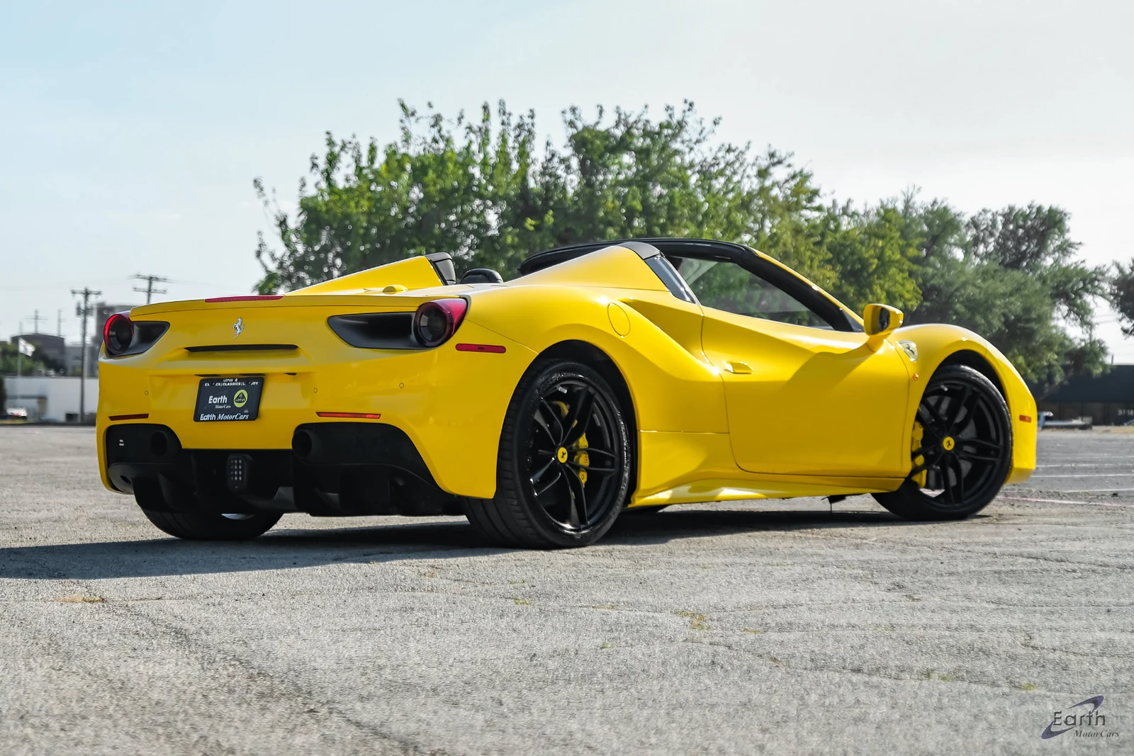 2018 Ferrari 488 Spider, 23/28