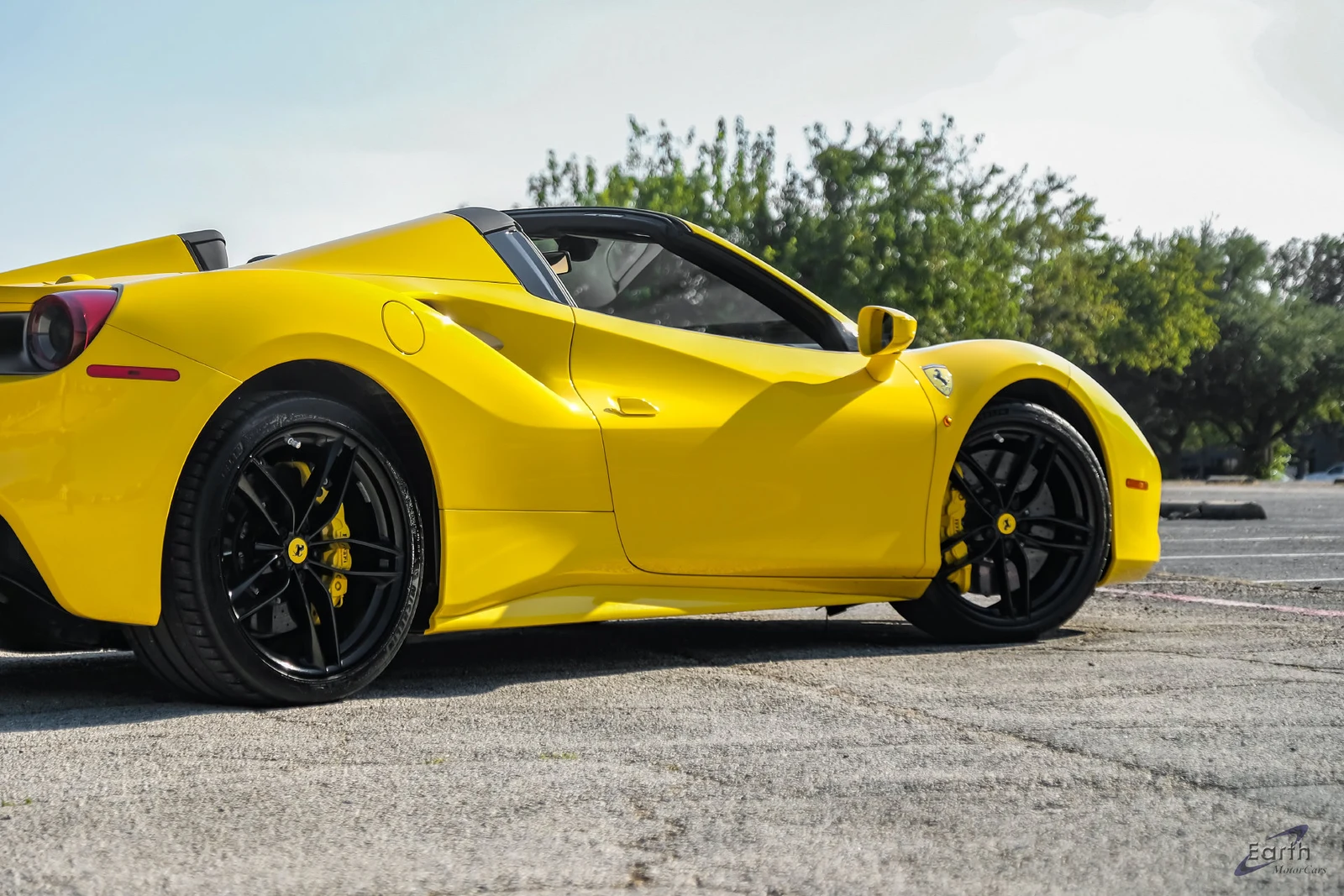 2018 Ferrari 488 Spider, 27/28
