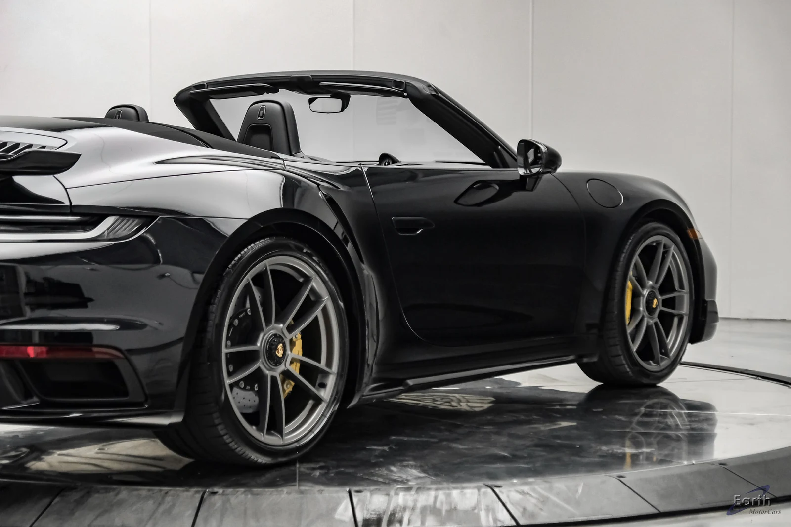 2025 Porsche 911 Turbo S Cabriolet (992.1), 23/28