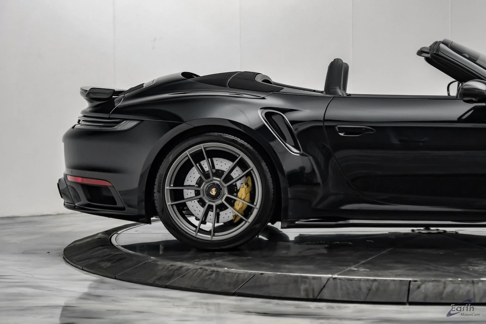 2025 Porsche 911 Turbo S Cabriolet (992.1), 26/28