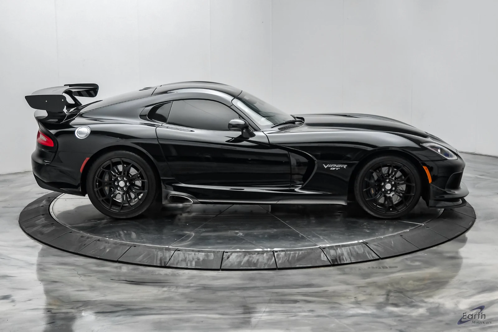 2017 Dodge Viper GTC (VX I), 22/27