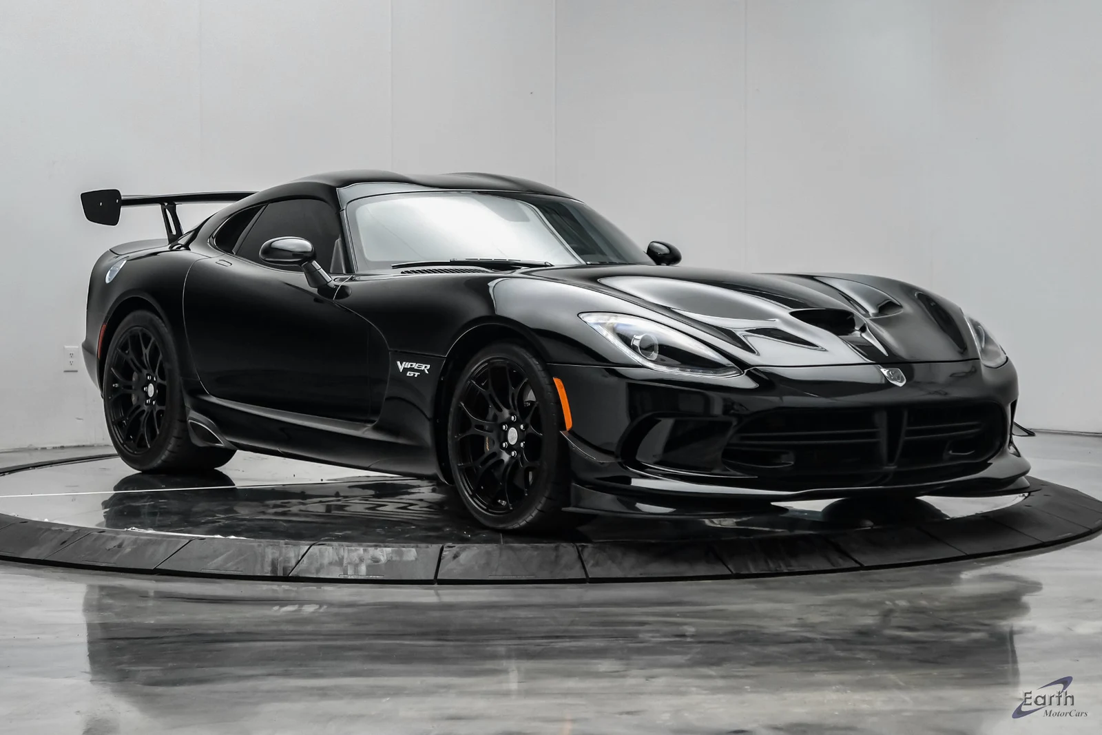 2017 Dodge Viper GTC (VX I), 25/27