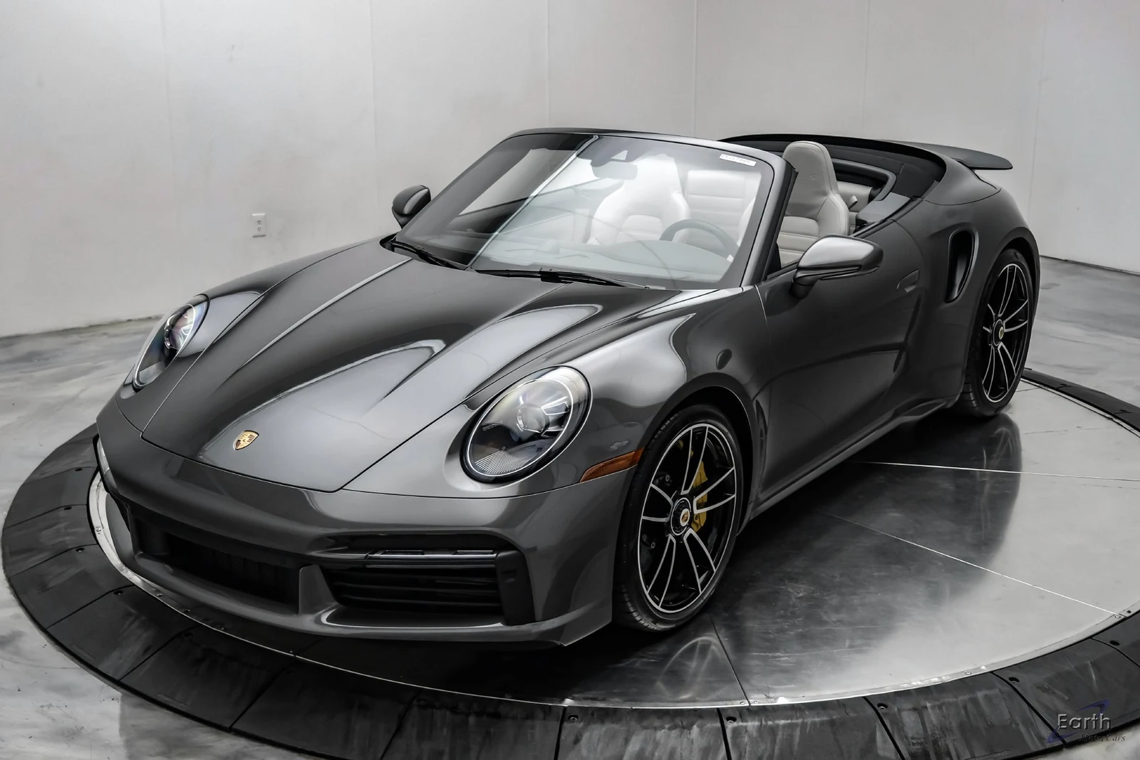 2024 Porsche 911 Turbo S Cabriolet (992.1), 4/27