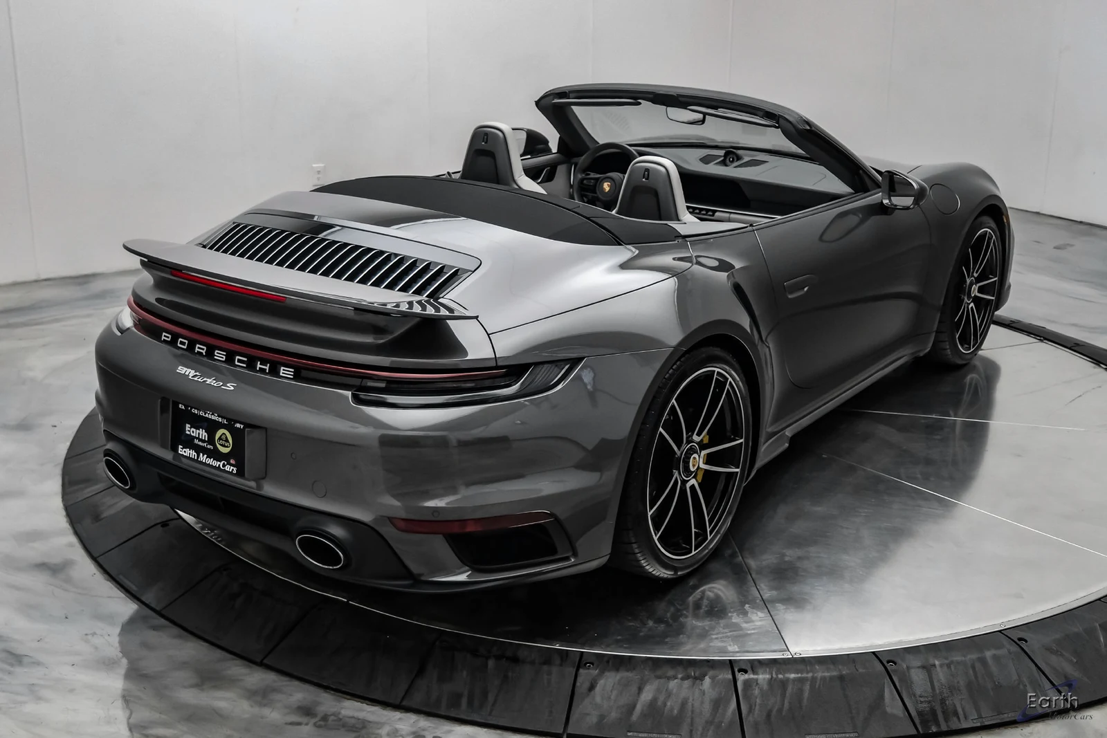 2024 Porsche 911 Turbo S Cabriolet (992.1), 20/27