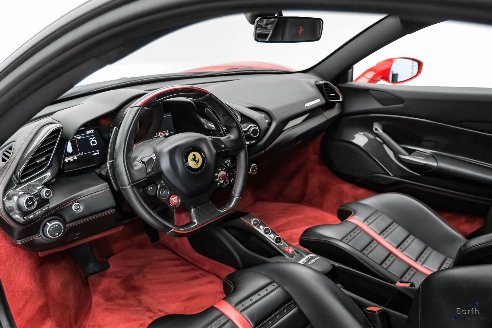 2017 Ferrari 488 GTB, 2/28