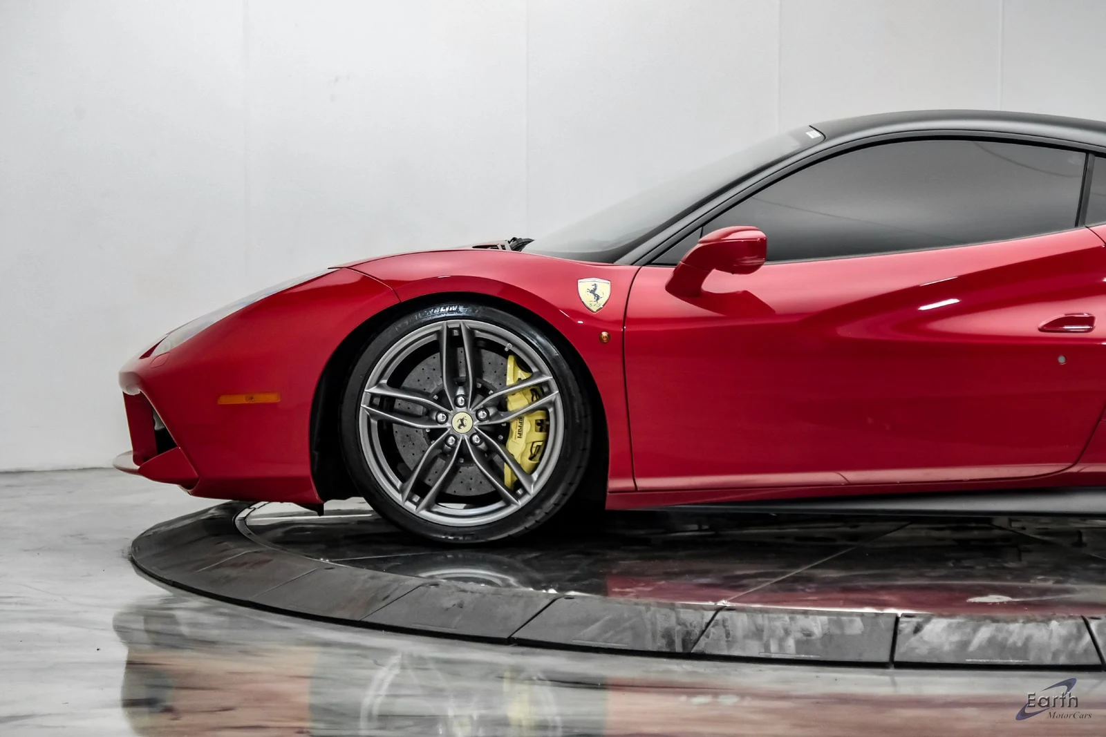 2017 Ferrari 488 GTB, 8/28