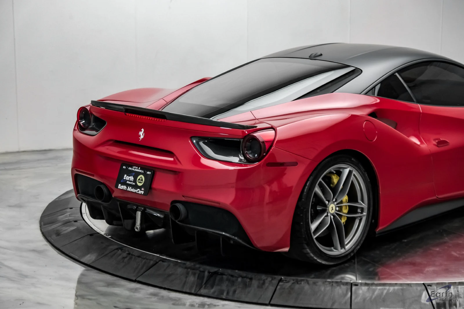 2017 Ferrari 488 GTB, 20/28