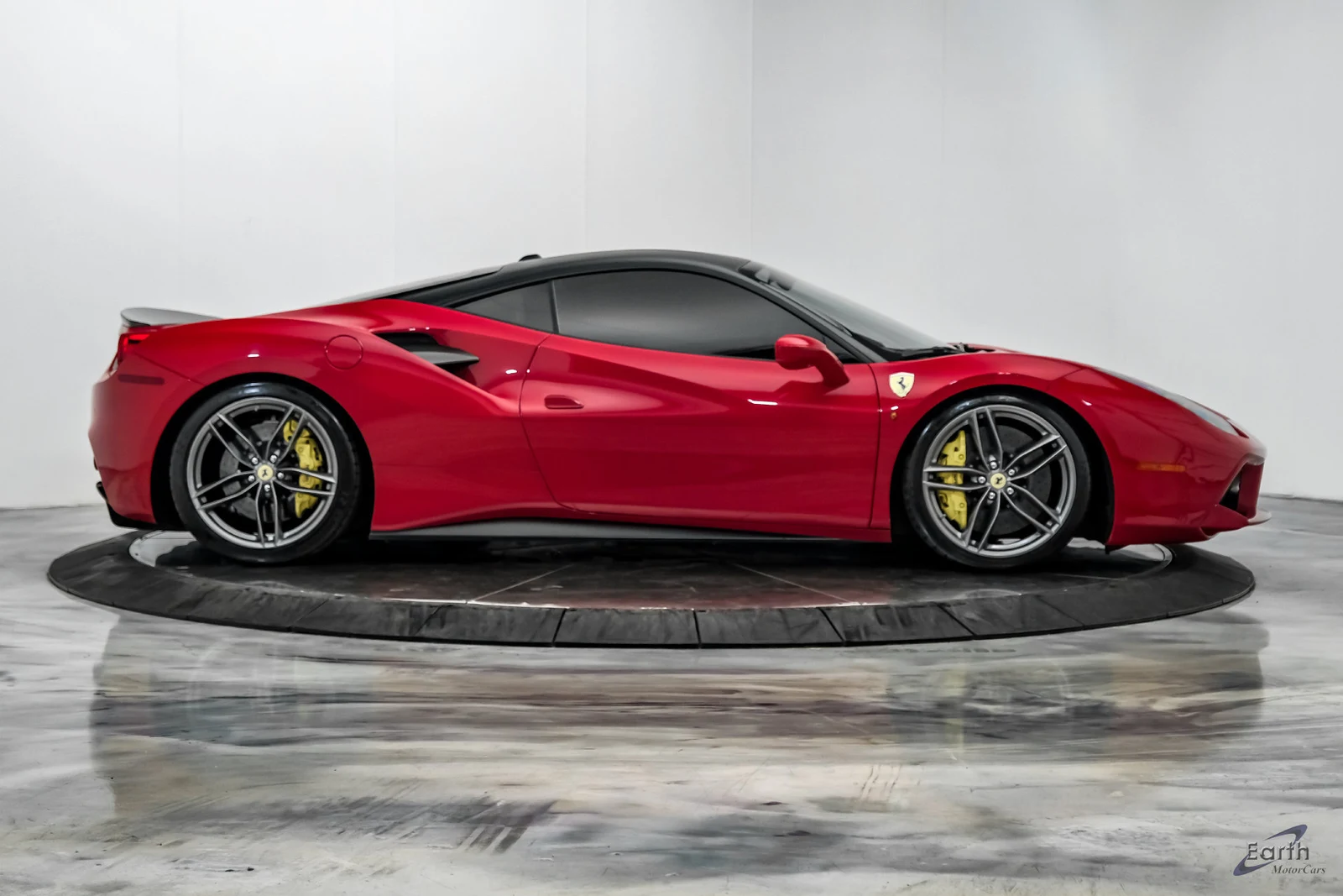 2017 Ferrari 488 GTB, 23/28