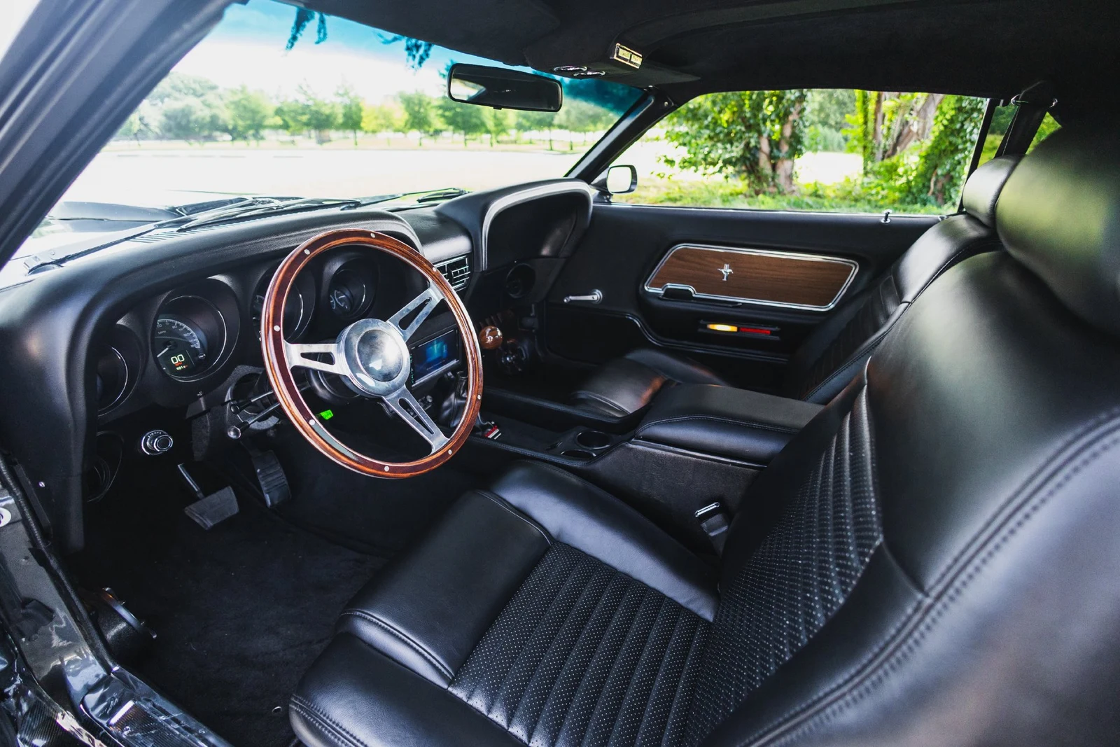 Ford Mustang Restomod (1st Generation) | Earth MotorCars