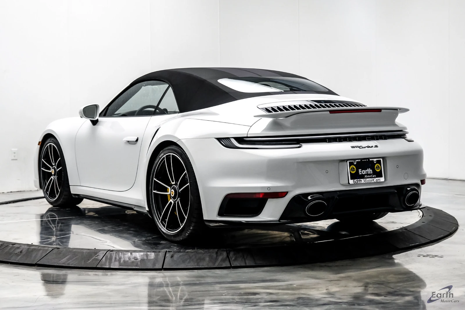 2024 Porsche 911 Turbo S Cabriolet (992.1), 10/28