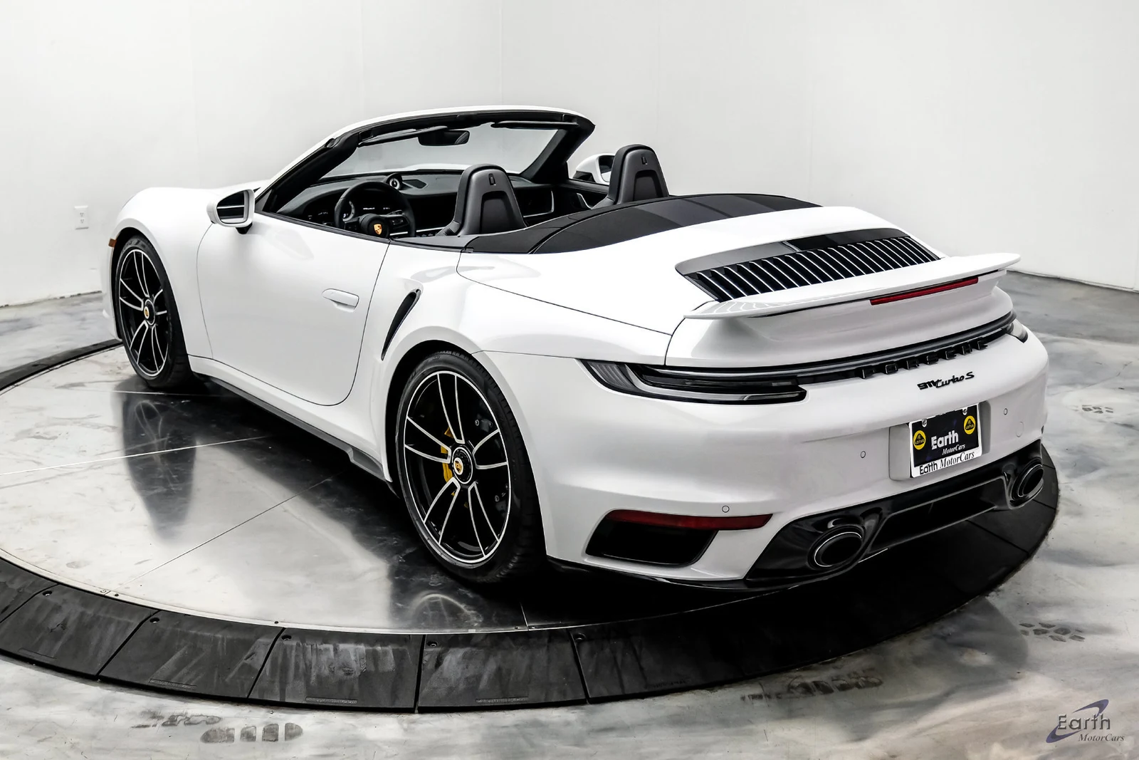 2024 Porsche 911 Turbo S Cabriolet (992.1), 11/28
