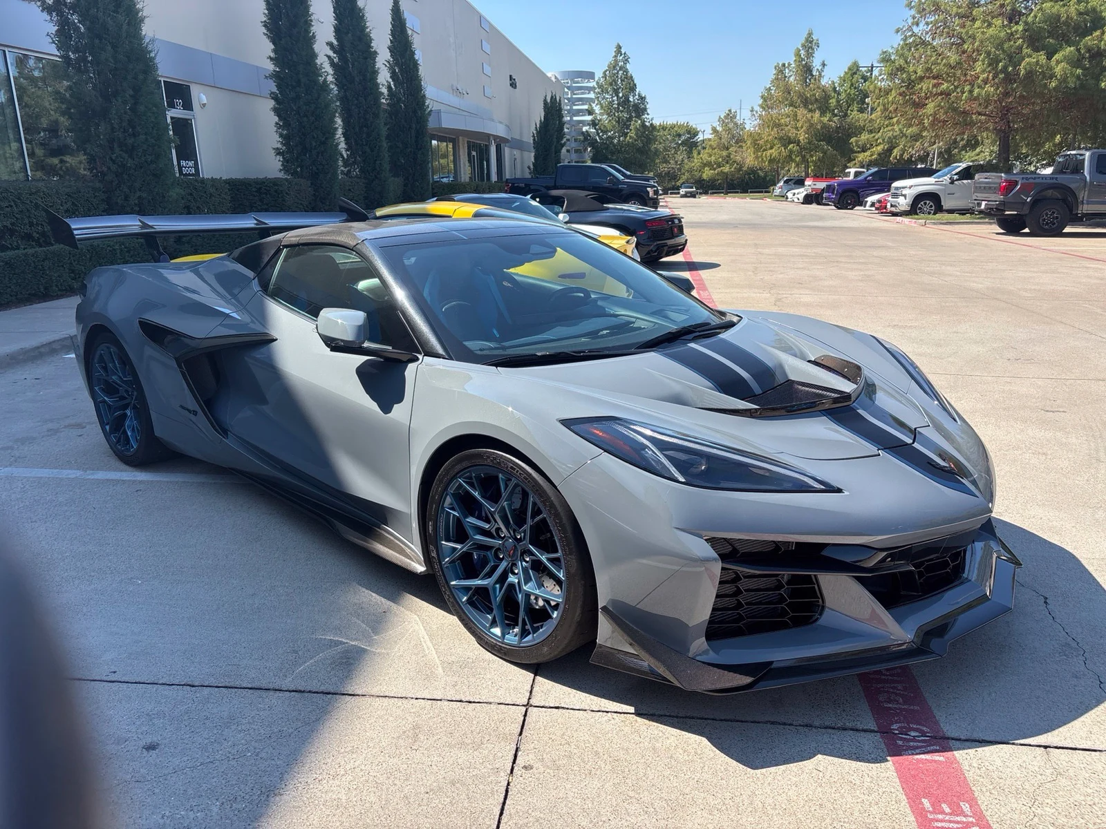 2025 Chevrolet Corvette ZR1 3LZ Convertible (C8), 3/7