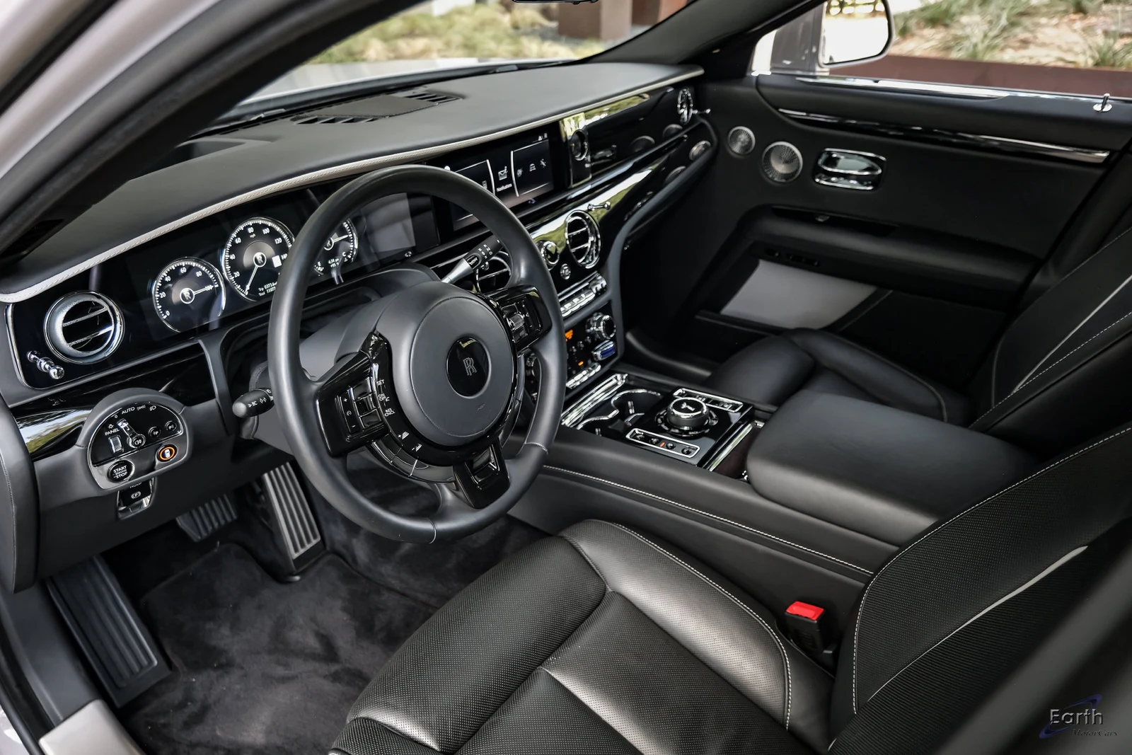 2021 Rolls-Royce Ghost II, 2/28
