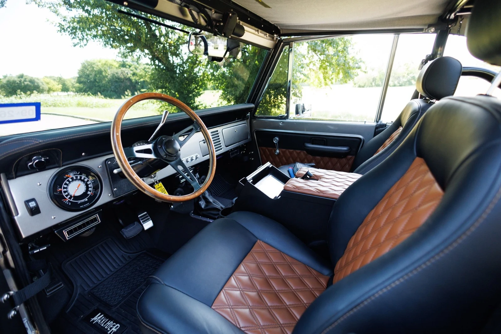 Ford Bronco (1st Generation) | Earth MotorCars