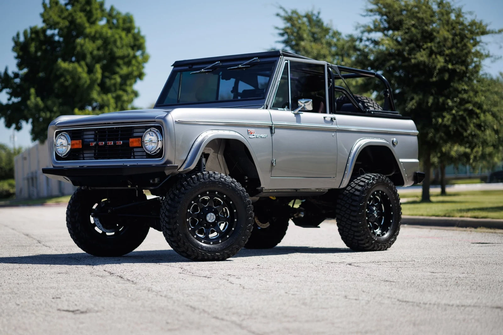 1976 Ford Bronco (1st Generation), 2/29
