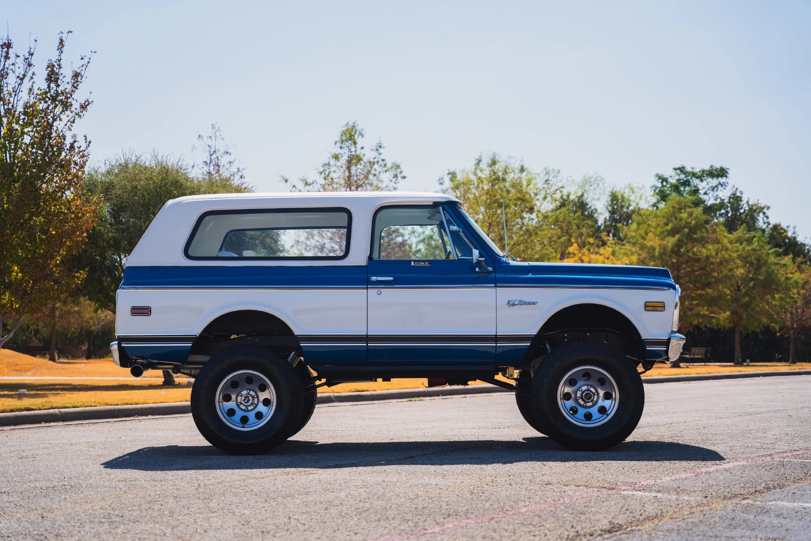 1971 Chevrolet K5 Blazer 1st Generation, 24/28