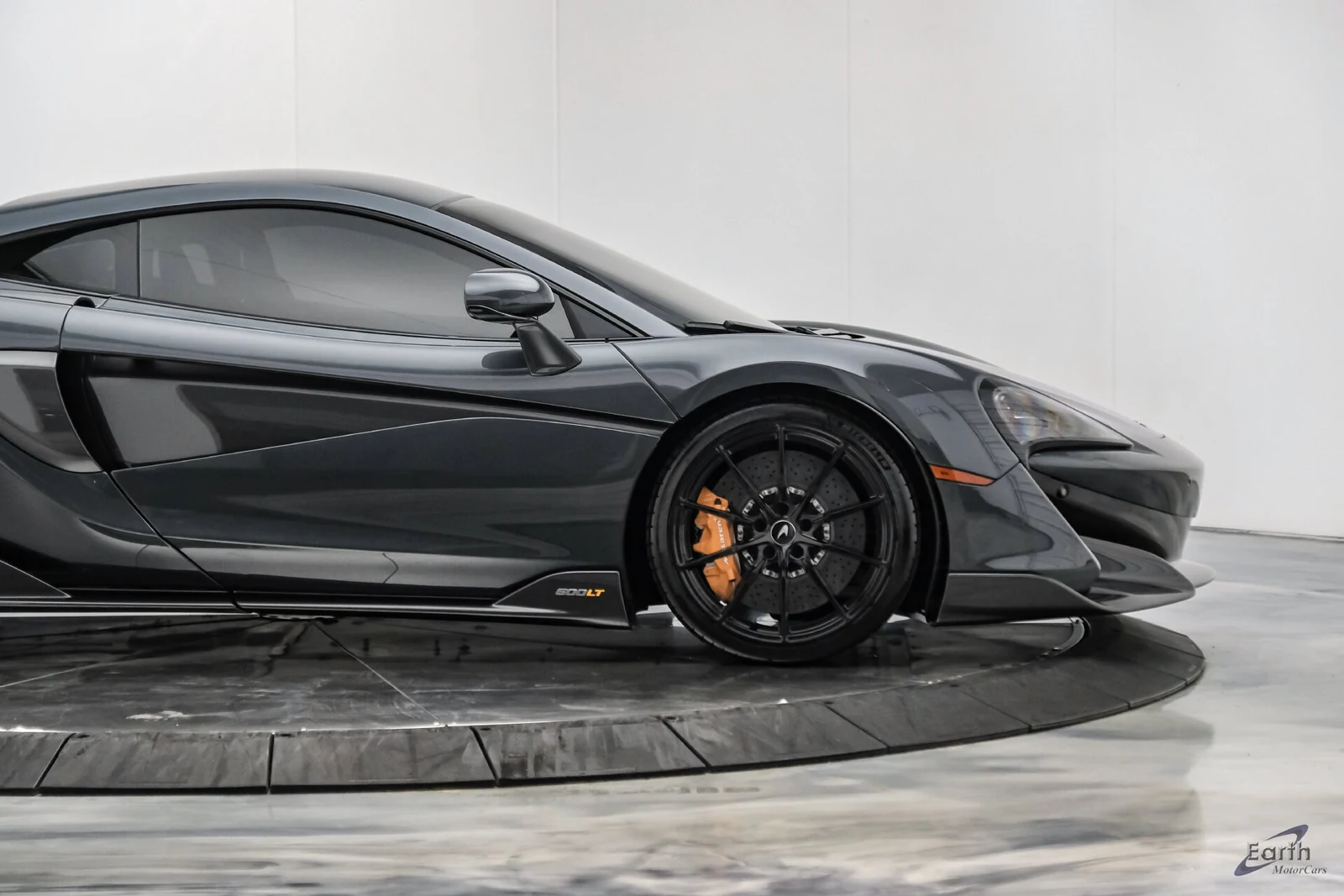2019 McLaren 600LT Coupé, 27/28