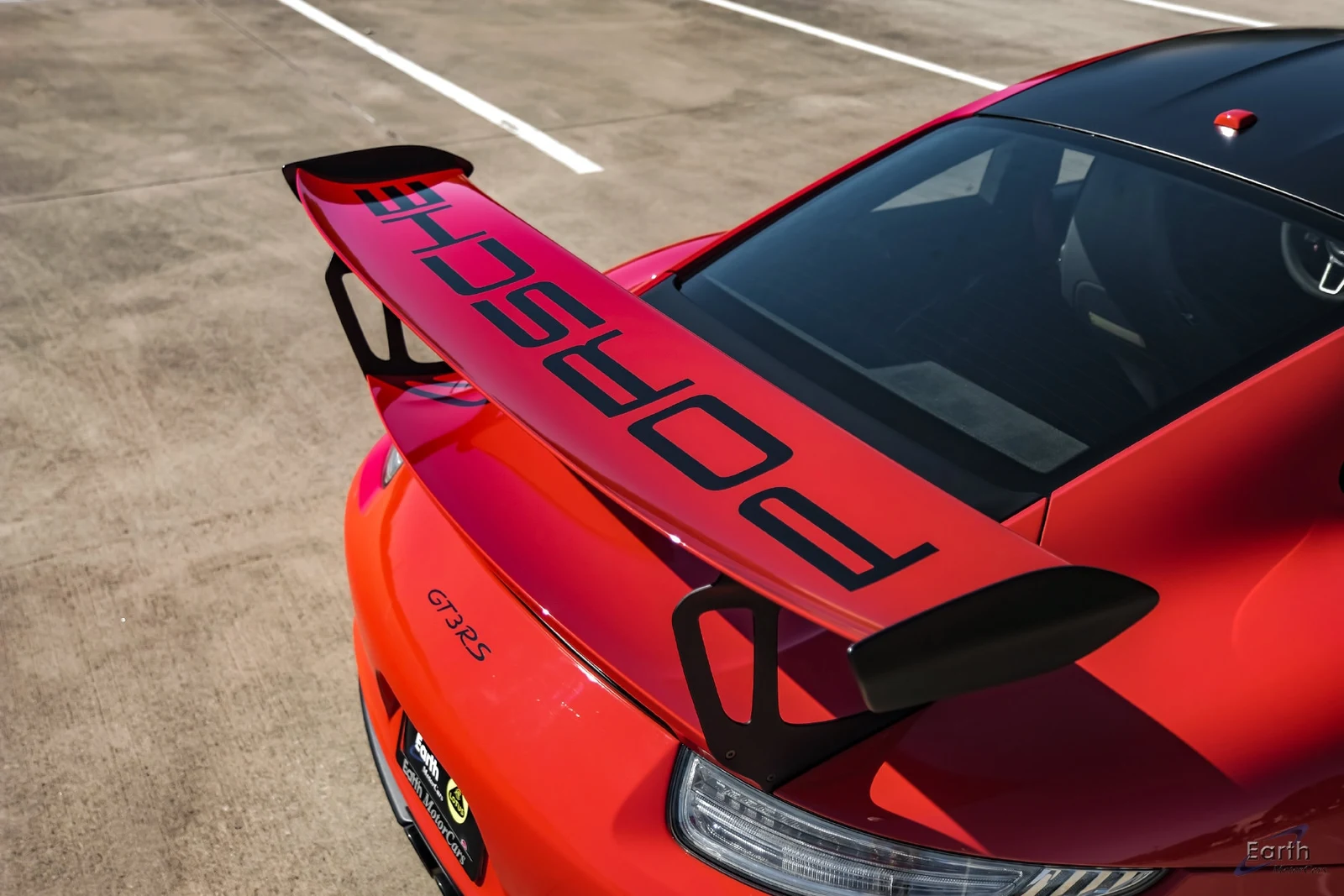 2016 Porsche 911 (991.1) GT3 RS, 15/28